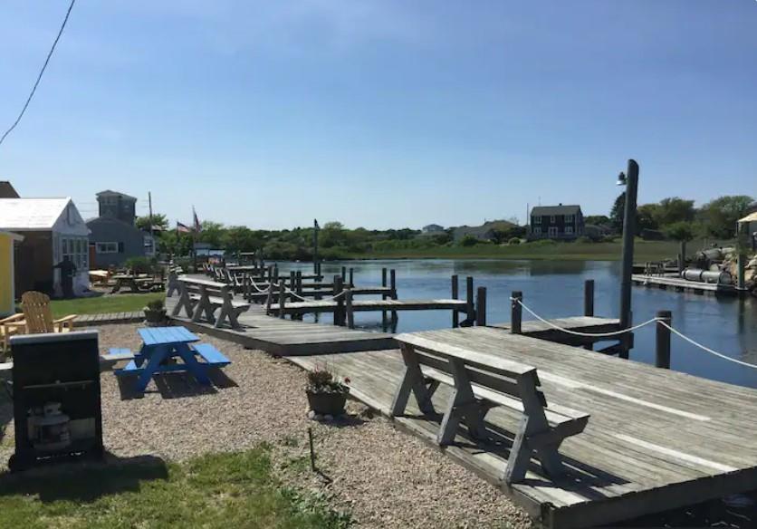 689 - J Succotash Road, South Kingstown
