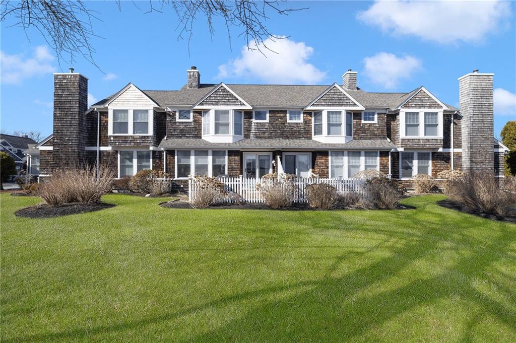 41 Fox Drive, Narragansett