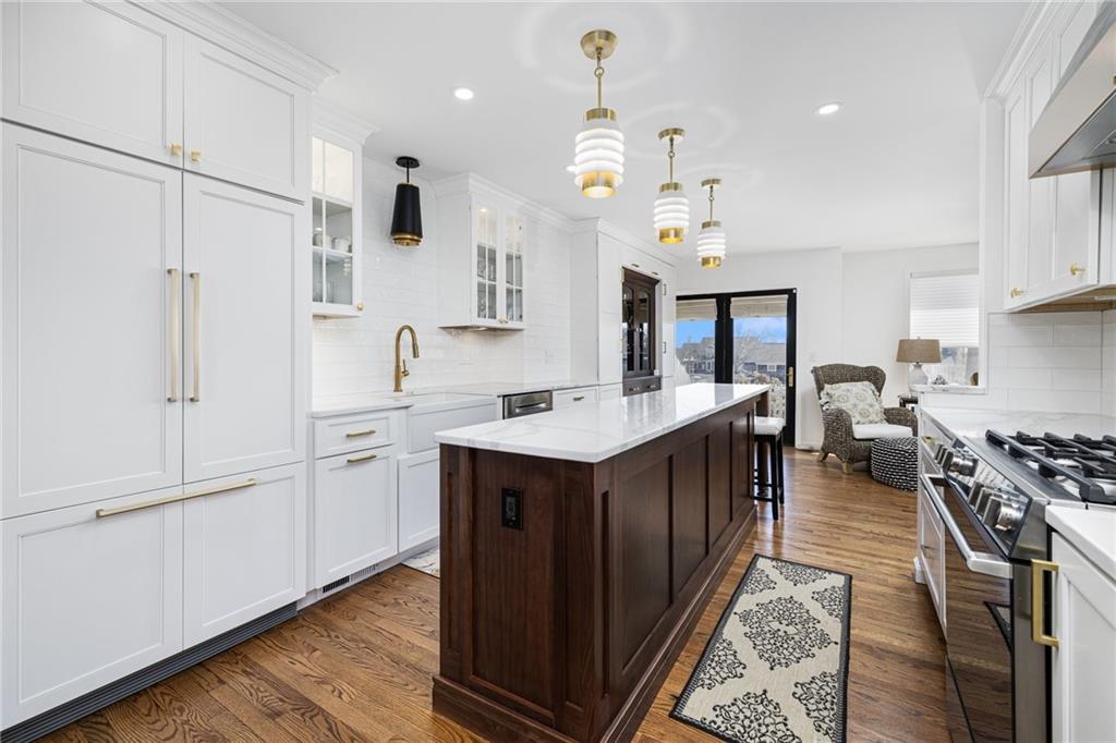 41 Fox Drive, Narragansett