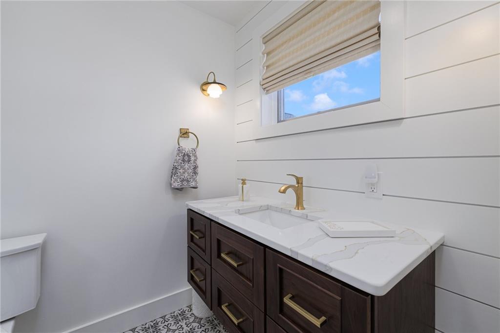41 Fox Drive, Narragansett