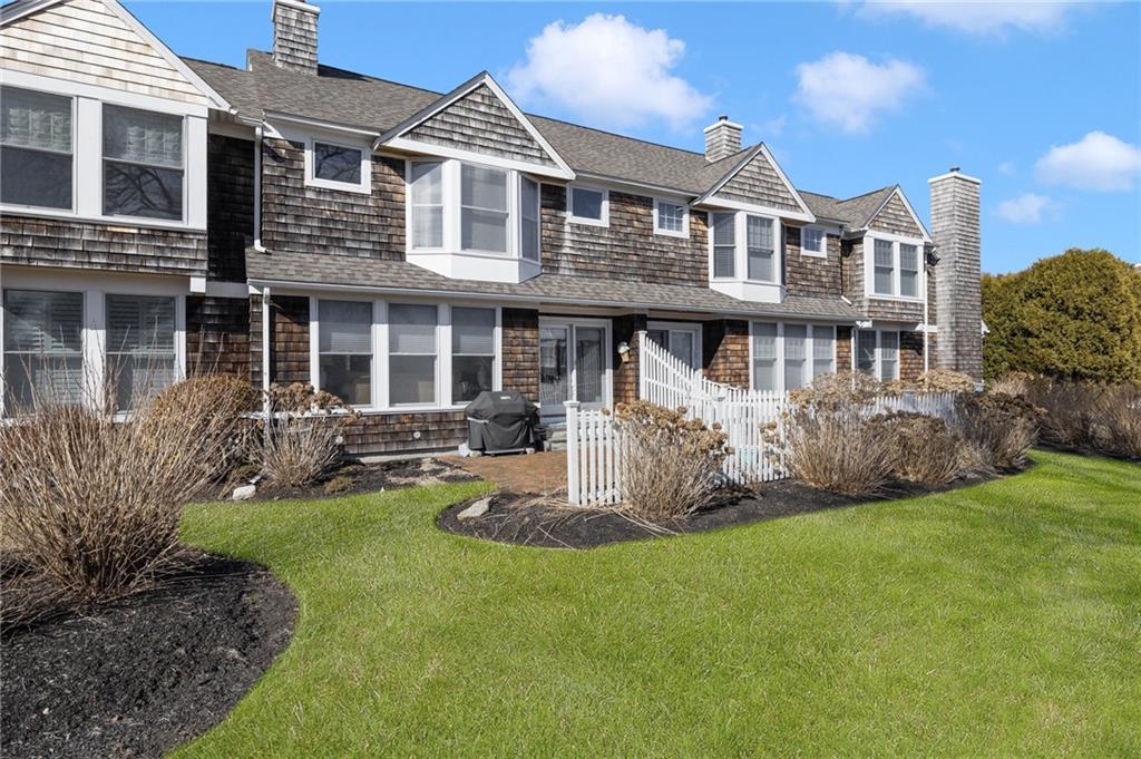 41 Fox Drive, Narragansett