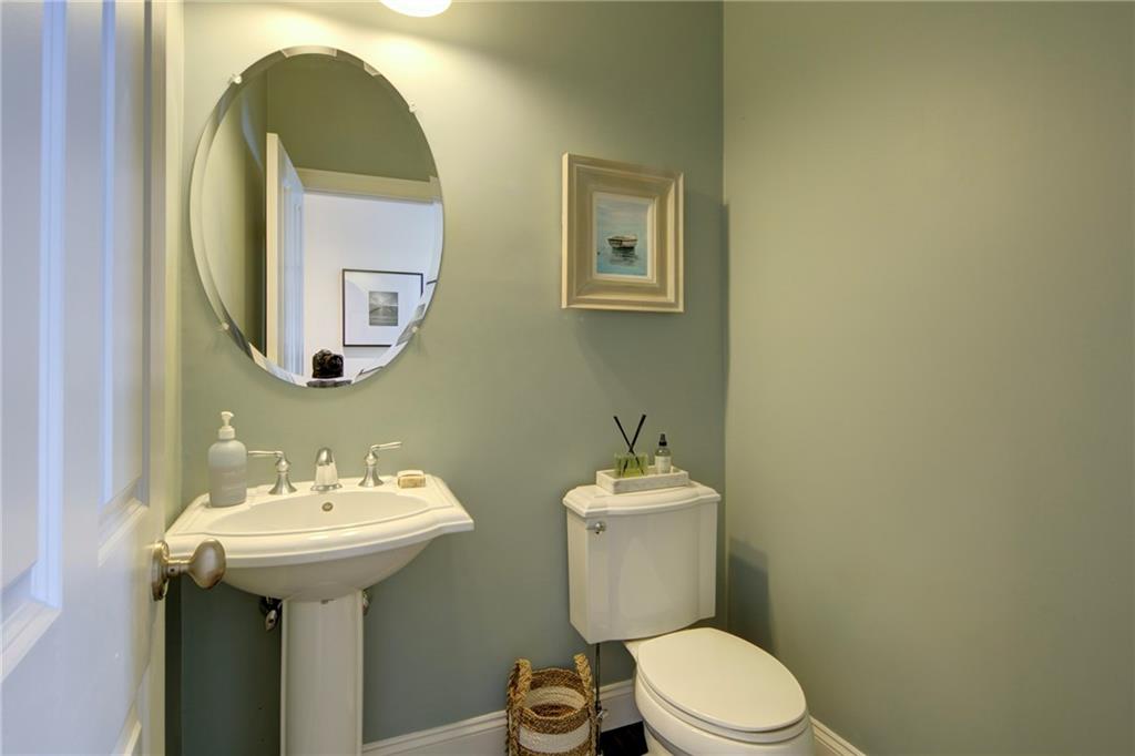263 Village Road, Tiverton
