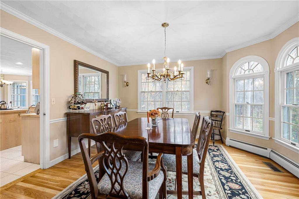 90 Signal Ridge Way, East Greenwich