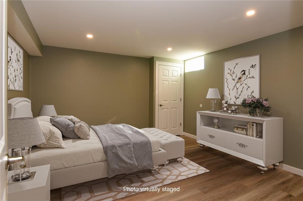 44 Driver Lane, South Kingstown