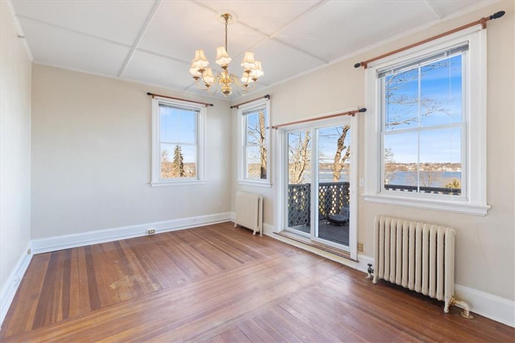 360 Gibbs Avenue, Newport