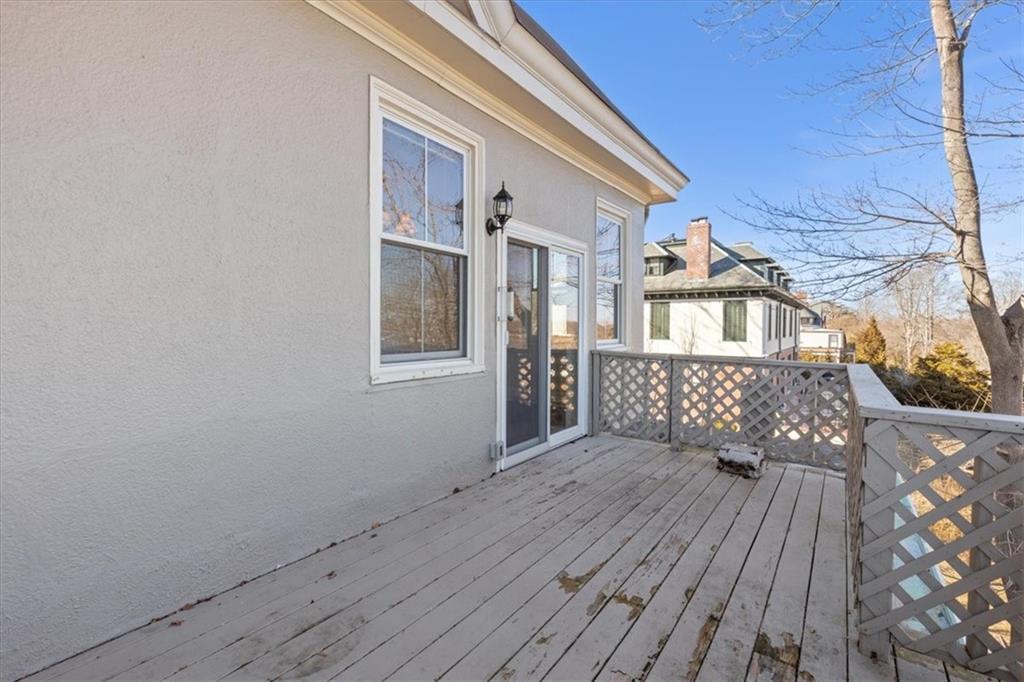 360 Gibbs Avenue, Newport
