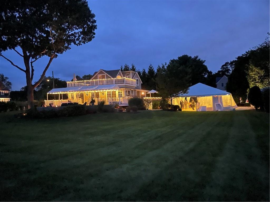 9 Lippitt Avenue, Warwick