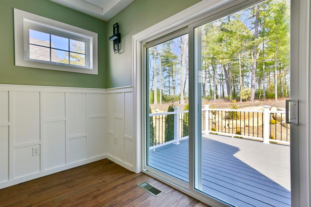 29 Sunset Lake Circle, Coventry
