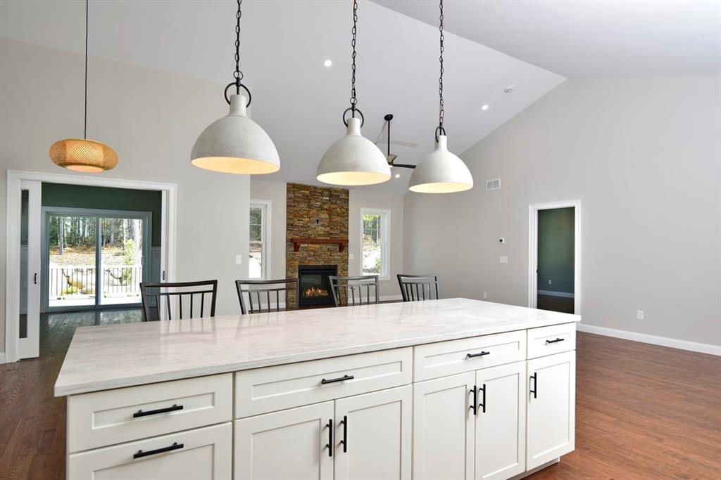 29 Sunset Lake Circle, Coventry