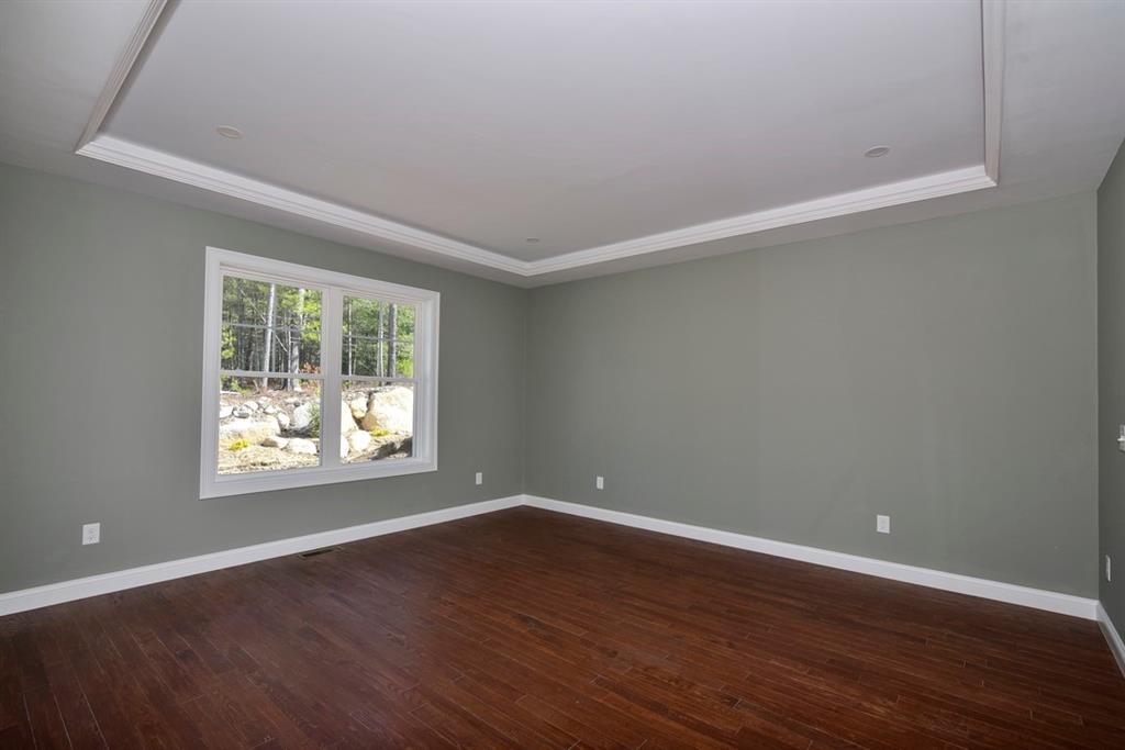 29 Sunset Lake Circle, Coventry