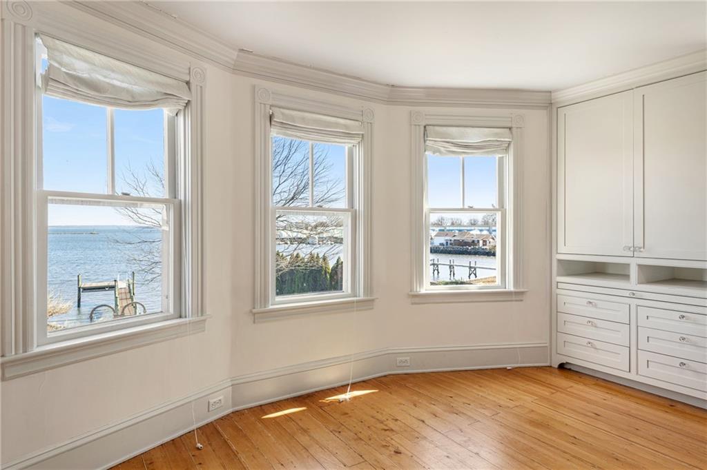 55 Pleasant Street, North Kingstown