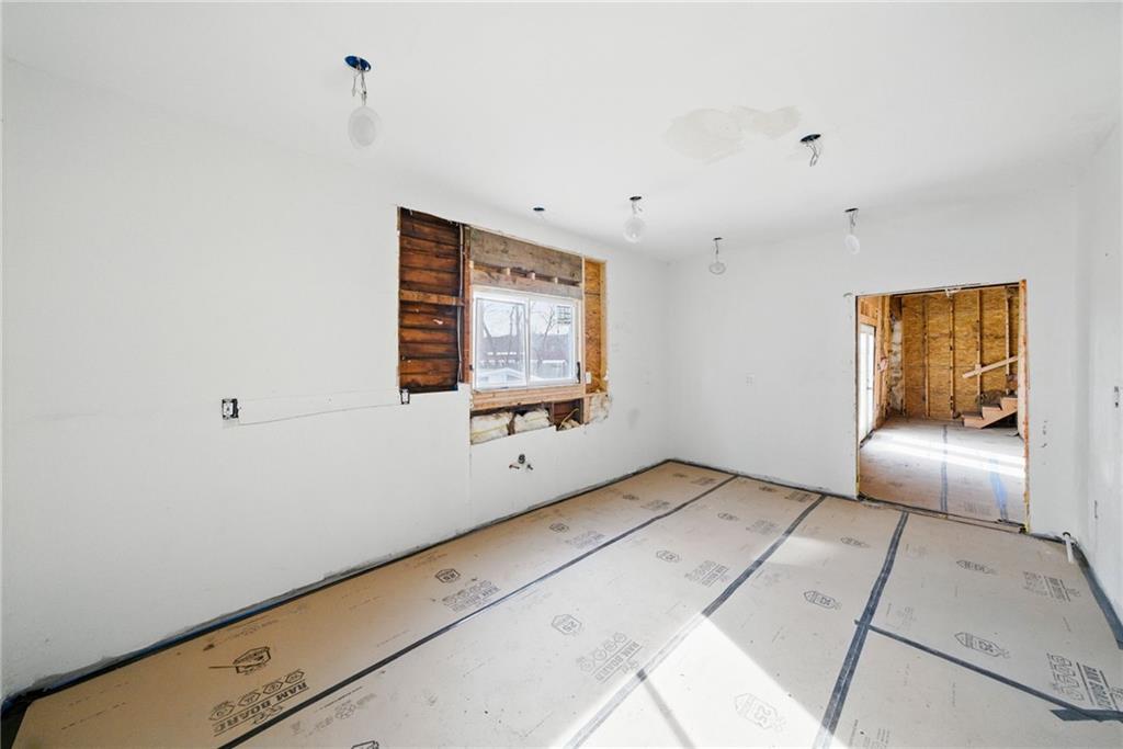 420 River Street, Woonsocket