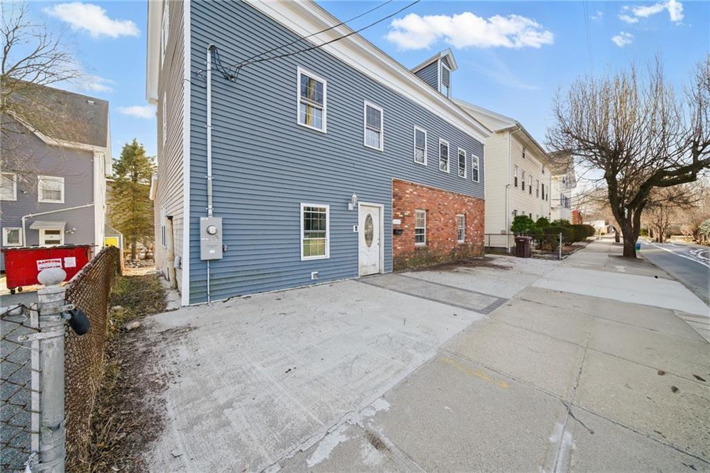 420 River Street, Woonsocket