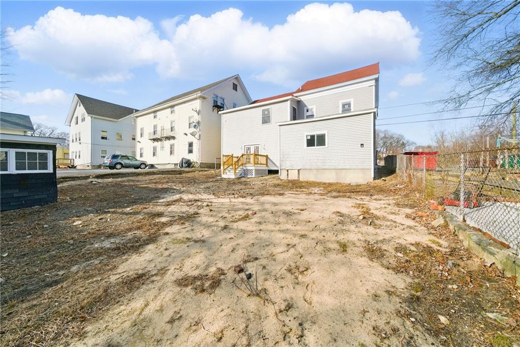 420 River Street, Woonsocket