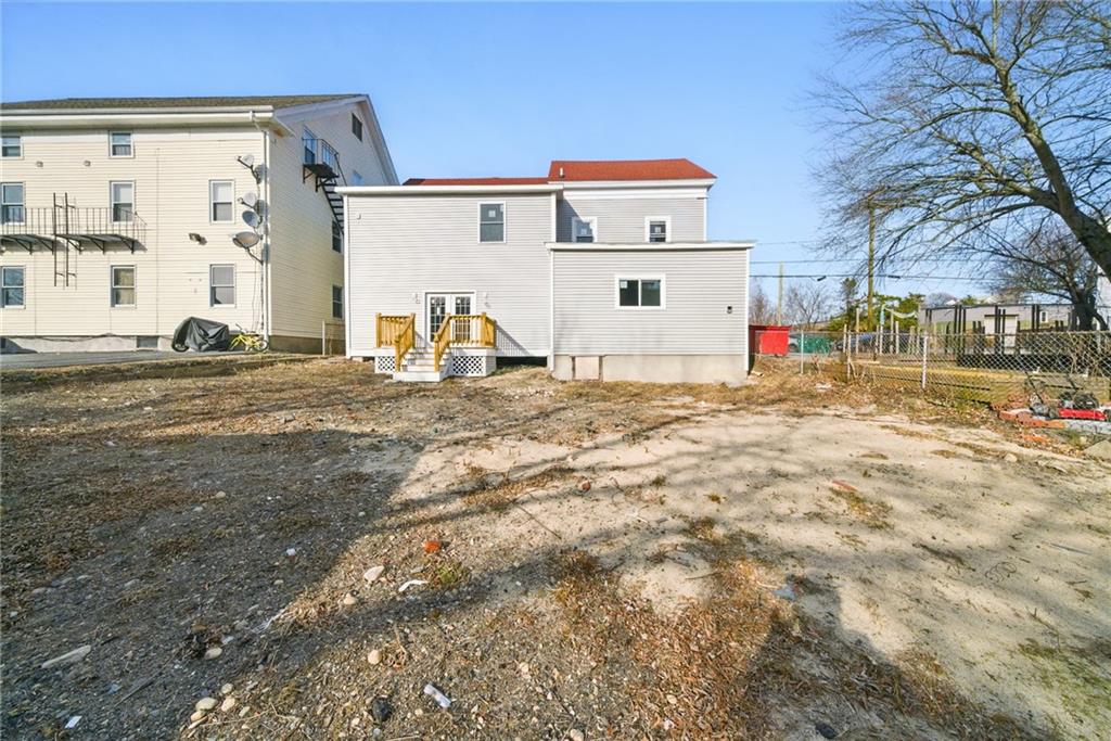 420 River Street, Woonsocket