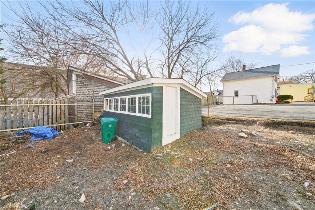 420 River Street, Woonsocket