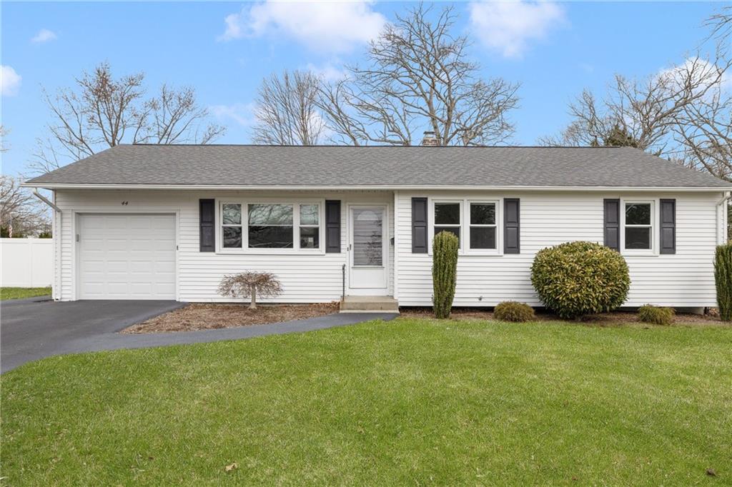 44 Dahlia Drive, North Kingstown