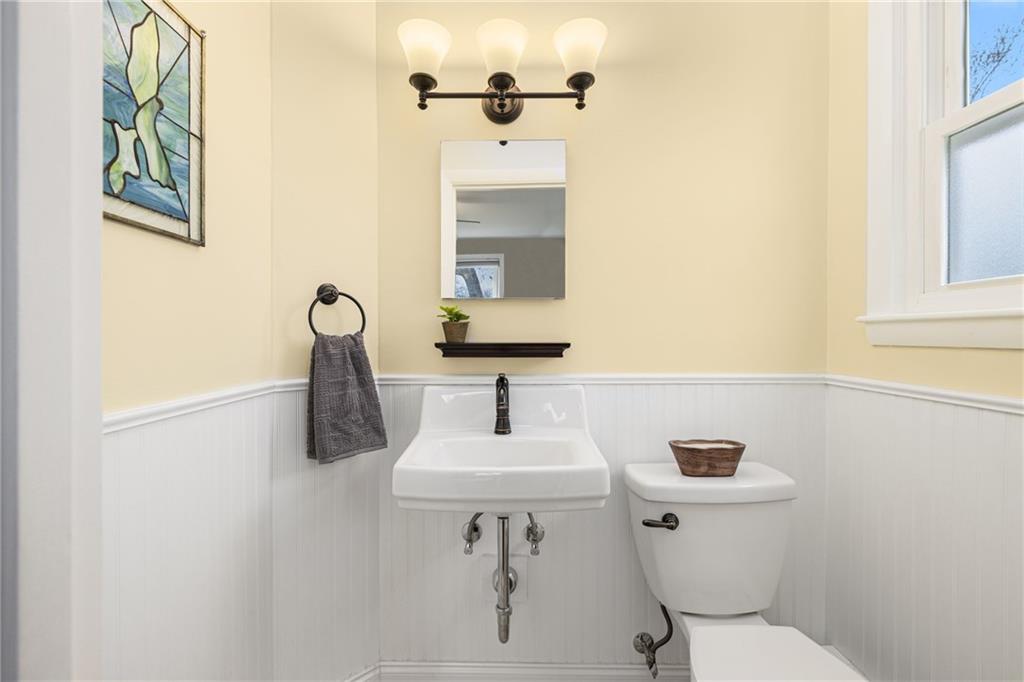 44 Dahlia Drive, North Kingstown