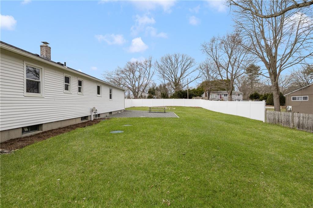 44 Dahlia Drive, North Kingstown