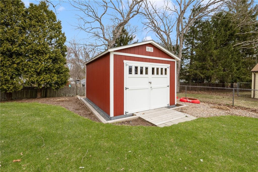 44 Dahlia Drive, North Kingstown