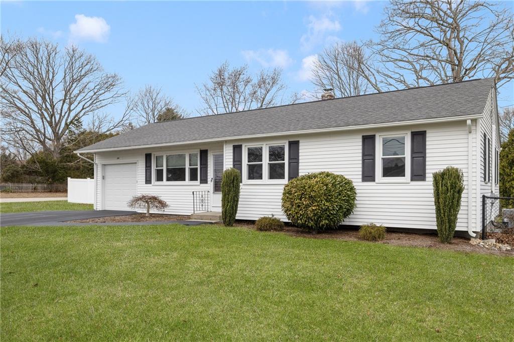 44 Dahlia Drive, North Kingstown
