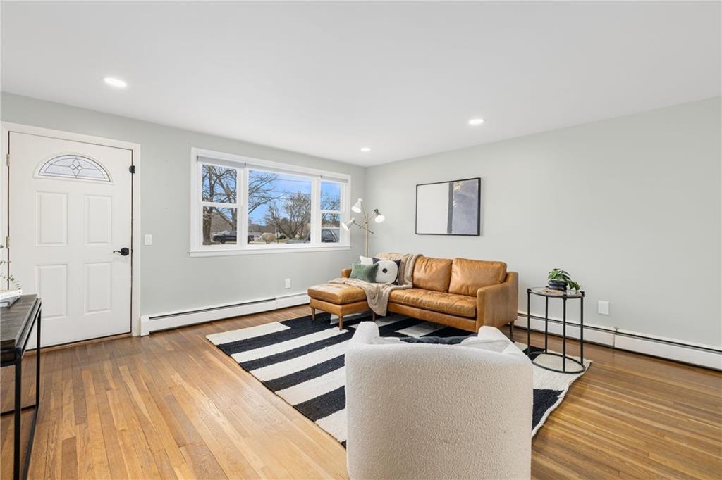 44 Dahlia Drive, North Kingstown