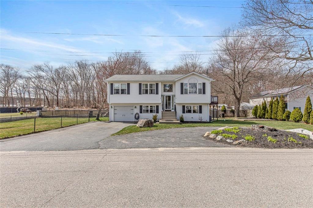 2 Naples Avenue, Johnston