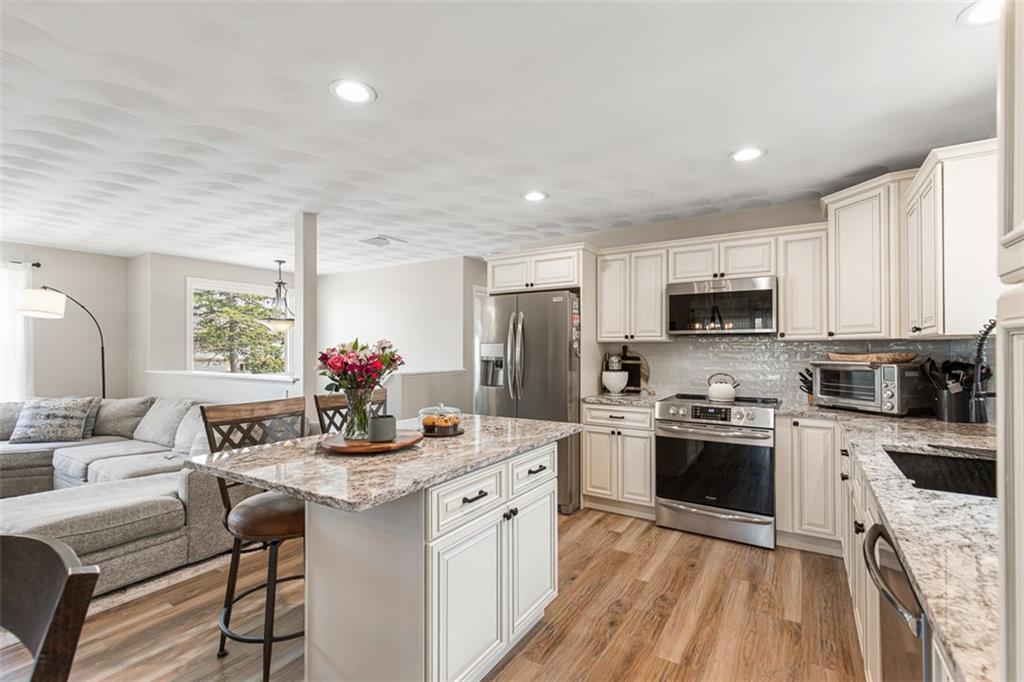 2 Naples Avenue, Johnston
