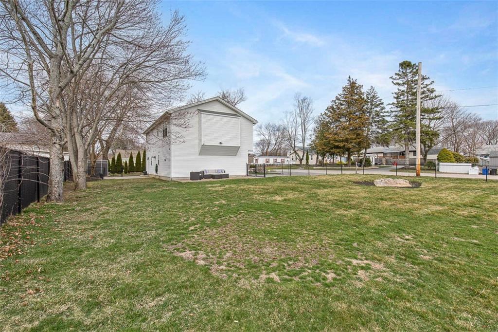 2 Naples Avenue, Johnston