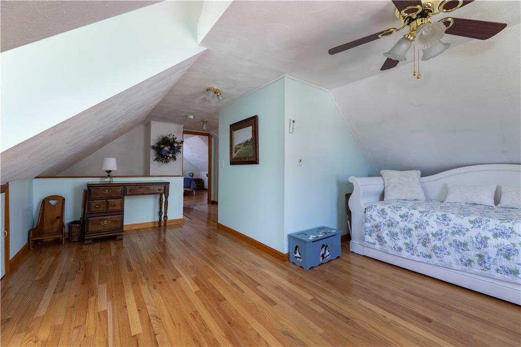44 Mount Hygeia Road, Foster