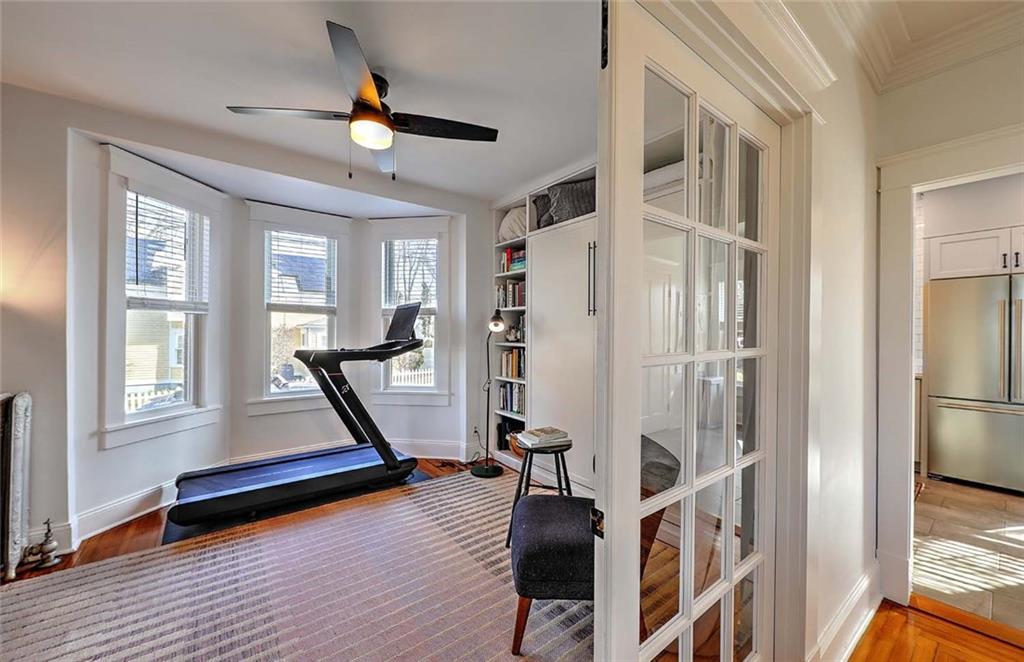 27 Sowamsett Avenue, Warren