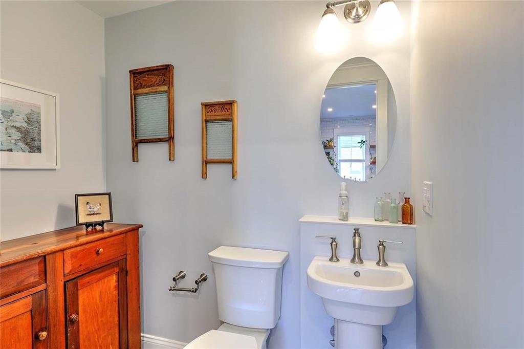 27 Sowamsett Avenue, Warren