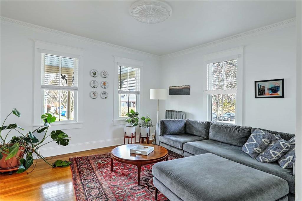 27 Sowamsett Avenue, Warren