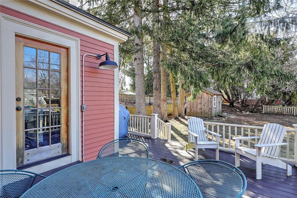 27 Sowamsett Avenue, Warren