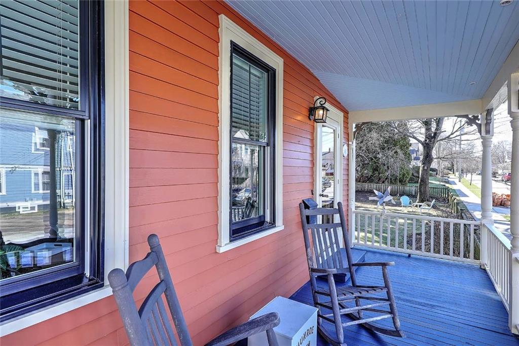 27 Sowamsett Avenue, Warren