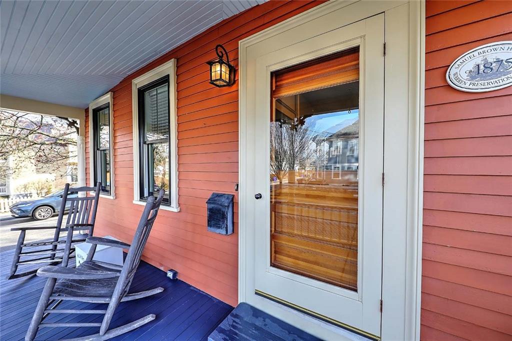 27 Sowamsett Avenue, Warren
