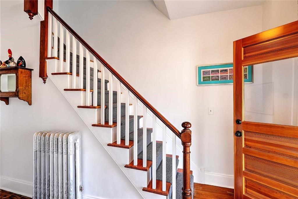 27 Sowamsett Avenue, Warren