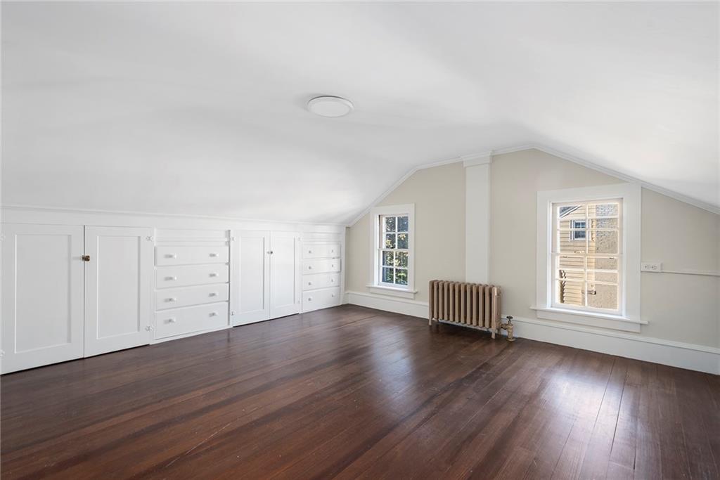 33 Stadium Road, Providence