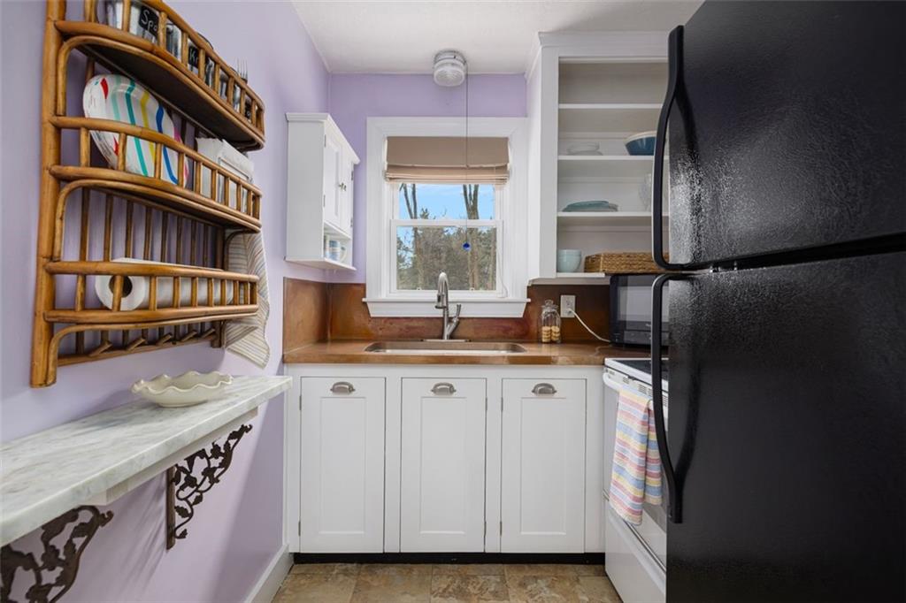109 Circle Drive, North Kingstown