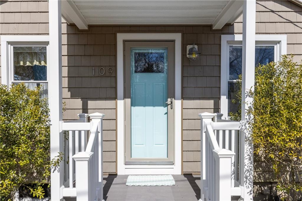 109 Circle Drive, North Kingstown