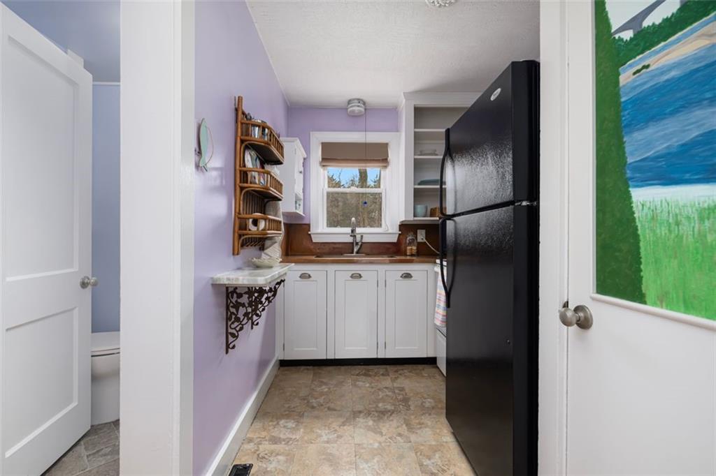 109 Circle Drive, North Kingstown