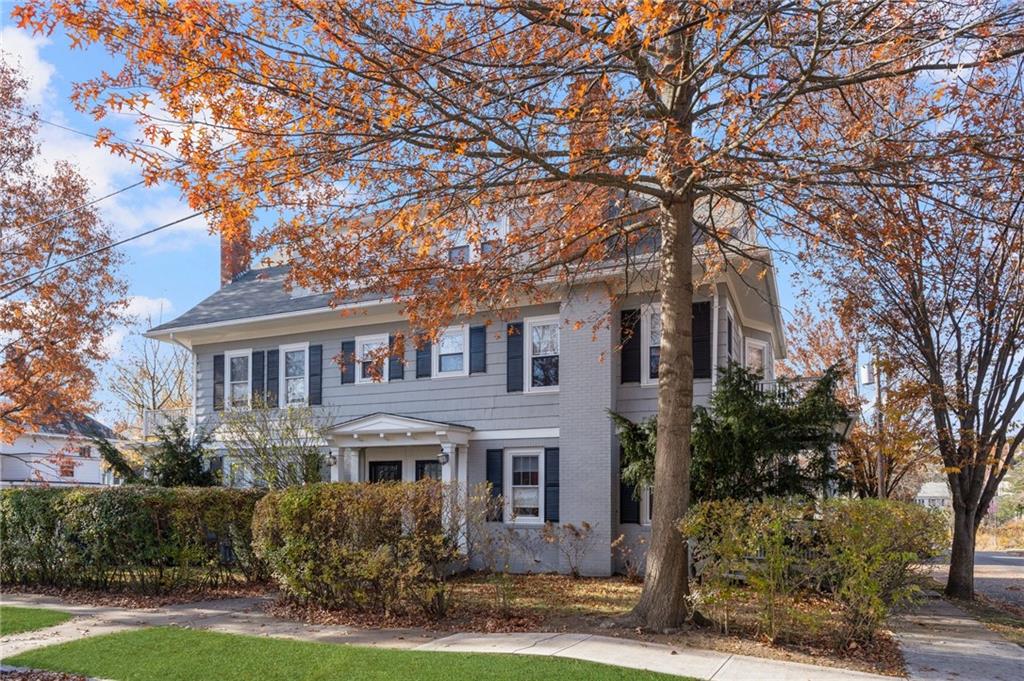 422 Wayland Avenue, Providence