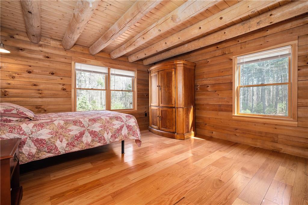 82 Money Hill Road, Glocester