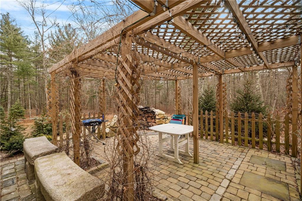 82 Money Hill Road, Glocester