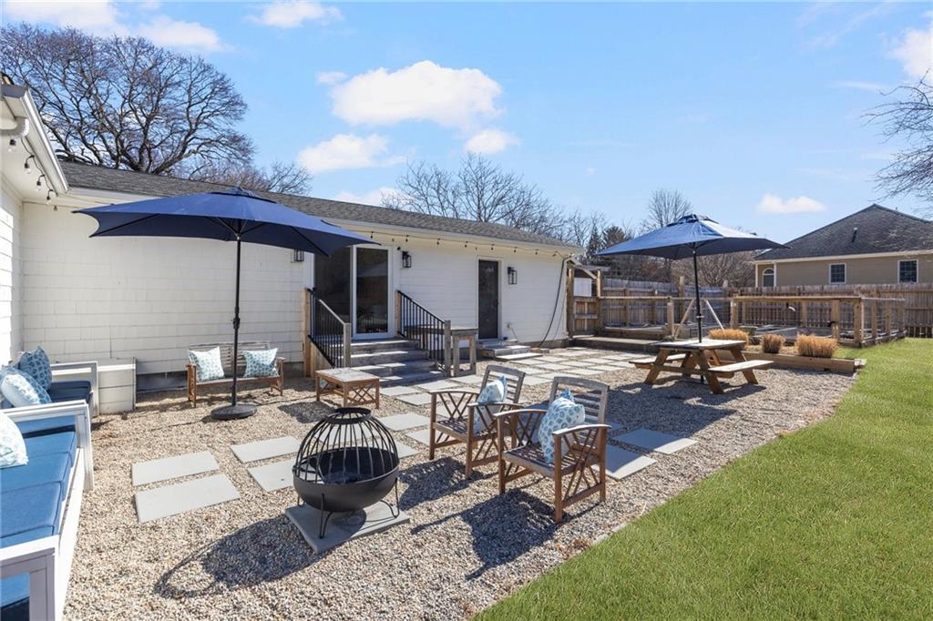 37 Fletcher Road, North Kingstown