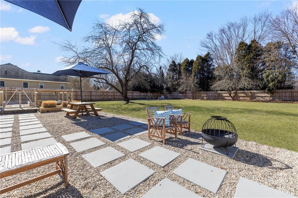 37 Fletcher Road, North Kingstown