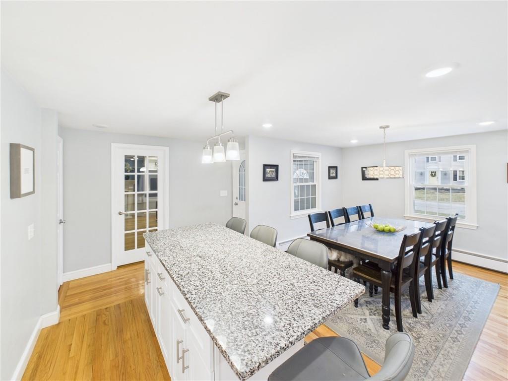 17 Meadowbrook Drive, Barrington