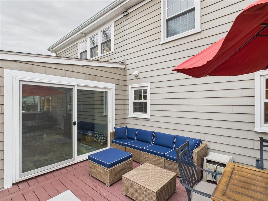 17 Meadowbrook Drive, Barrington
