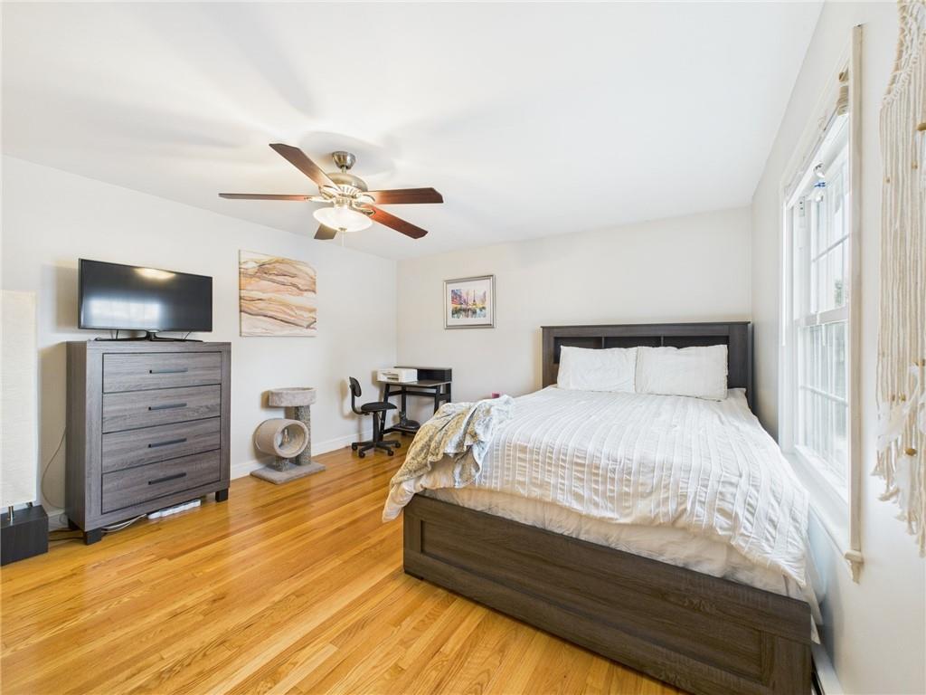 17 Meadowbrook Drive, Barrington