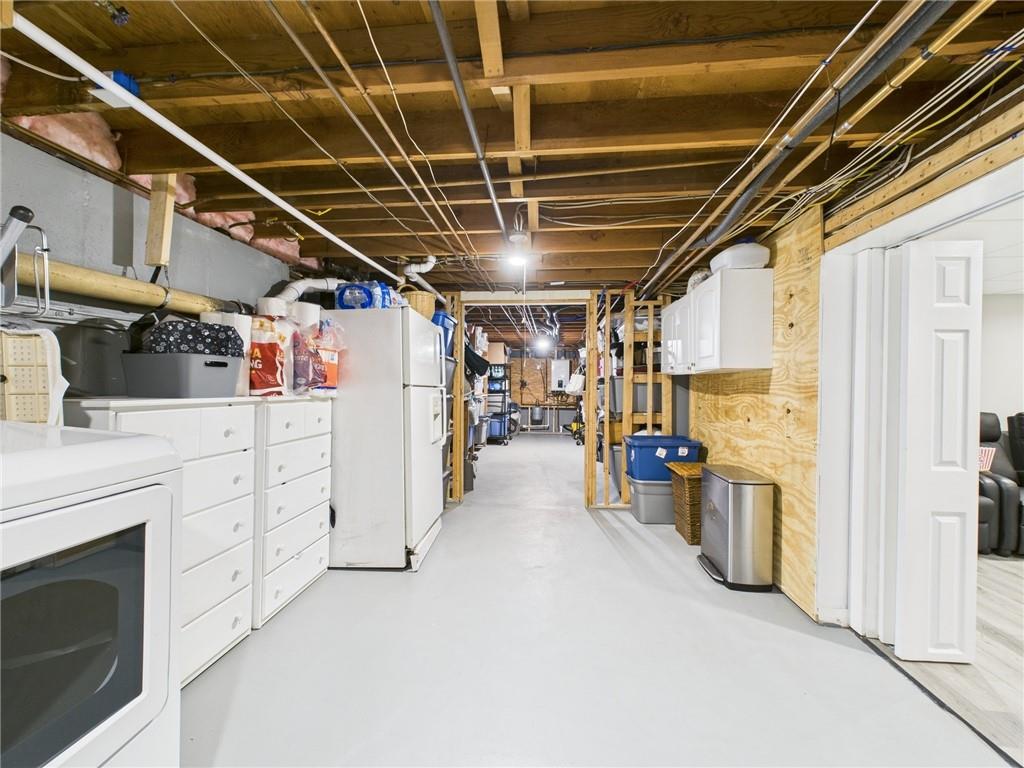 17 Meadowbrook Drive, Barrington